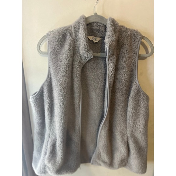 Vest‎ - Picture 3 of 6